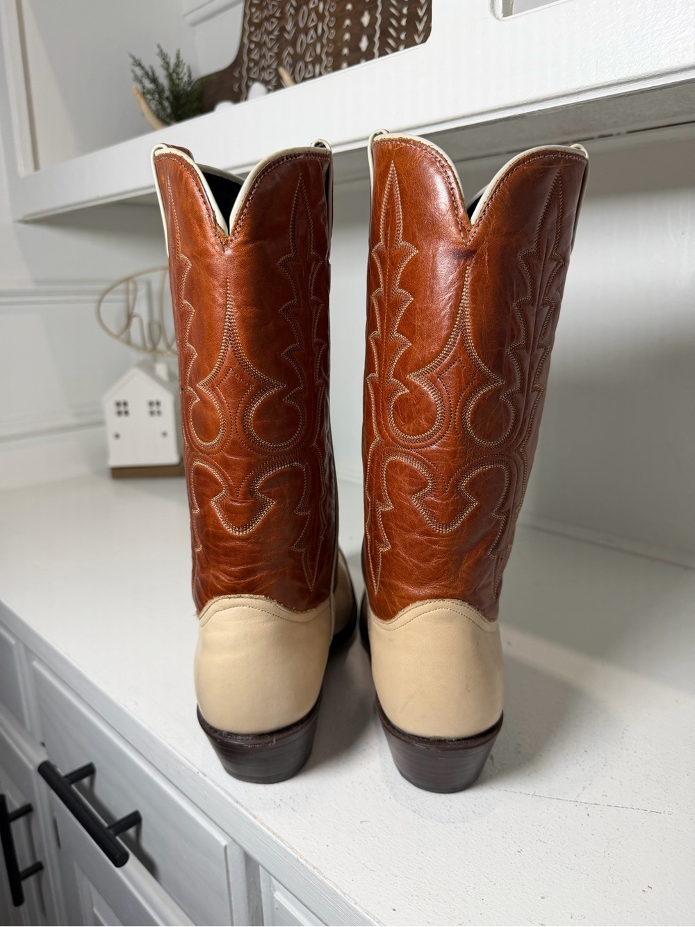 Two-Tone Brown and Cream Women's Western Heeled Boots - Picture 7 of 12